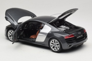Audi R8 5.2 FSI Quattro Daytona Grey Kyosho 1:18 09216DG Metal - imaginea 5 din 7