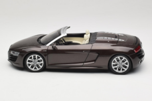 Audi R8 5.2 Spyder Teak Brown Kyosho 1:18 5010918525 Metal - imaginea 4 din 8