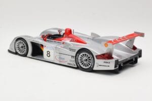 Audi R8 LMP900 #8 Audi Sport Team Joest F. Biela / E. Pirro / T. Kristensen 24 Hours of Le Mans 2000 Maisto 1:18 38899 Metal - imaginea 5 din 6