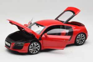 Audi R8 Roșu Kyosho 1:18 09213R Metal - imaginea 2 din 8
