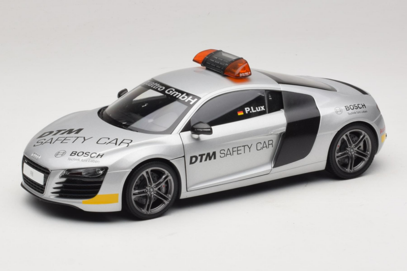 Audi R8 Safety Car 24 Hours of Le Mans 2008 Kyosho 1:18 09214DTM Metal