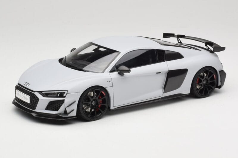 Audi R8 4S V10 Performance Alb Kengfai 1:18 VAKF-0357 Metal