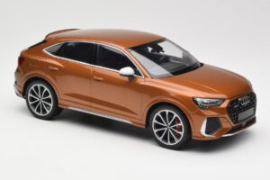 Audi RS Q3 Sportback 8U Brown Metallic Minichamps 1:18 155018104 Metal - imaginea 4 din 6