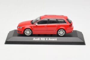 Audi RS4 B7 Avant Roșu Minichamps 1:43 5010509213 Metal