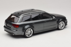 Audi RS4 B7 Gri Otto 1:18 OT721 Rășină - imaginea 2 din 6