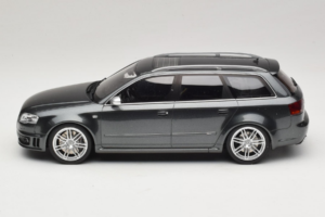 Audi RS4 B7 Gri Otto 1:18 OT721 Rășină - imaginea 3 din 6