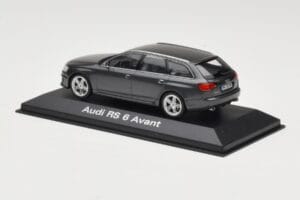 Audi RS6 C5 Avant Daytona Grey Minichamps 1:43 5010710233 Metal - imaginea 3 din 4