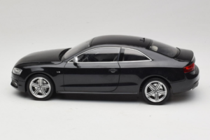 Audi S5 B8 Coupe Negru Norev 1:18 188360 Metal - imaginea 4 din 8