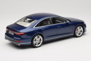 Audi S8 D5 Albastru GT Spirit 1:18 GT313 Rășină - imaginea 2 din 6