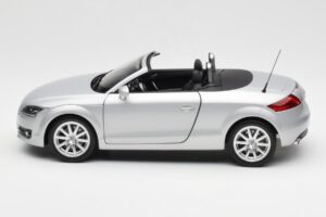 Audi TT 8J Roadster Argintiu Deschis Minichamps 1:18 5010500515 Metal - imaginea 4 din 8