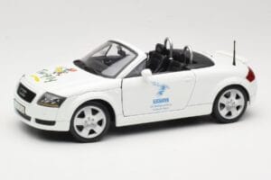 Audi TT 8N Cabriolet Alb Maisto 1:18 56065 Metal
