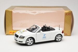 Audi TT 8N Cabriolet Alb Maisto 1:18 56065 Metal - imaginea 8 din 8