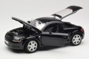 Audi TT 8N Negru Revell 1:18 08953 Metal - imaginea 2 din 8