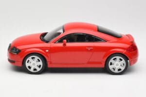 Audi TT 8N Roșu Minichamps 1:18 155017022 Metal - imaginea 3 din 6