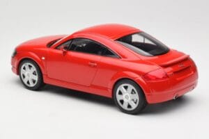 Audi TT 8N Roșu Minichamps 1:18 155017022 Metal - imaginea 5 din 6