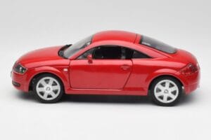 Audi TT 8N Coupe Roșu Revell 1:18 89909092 Metal - imaginea 4 din 8
