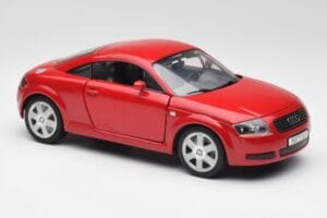 Audi TT 8N Coupe Roșu Revell 1:18 89909092 Metal - imaginea 6 din 8