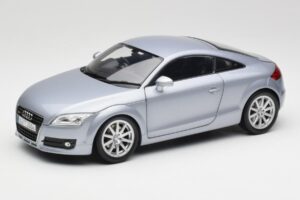 Audi TT 8N RHD Lake Argintiu Metalizat Minichamps 1:18 150015020 Metal