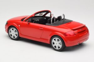 Audi TT 8N Roadster Roșu Minichamps 1:18 155017032 Metal - imaginea 5 din 6