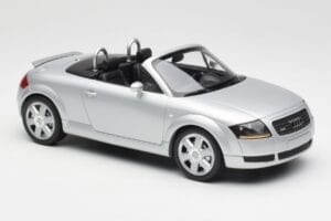 Audi TT 8N Roadster Silver Metallic Minichamps 1:18 155017031 Metal - imaginea 4 din 6