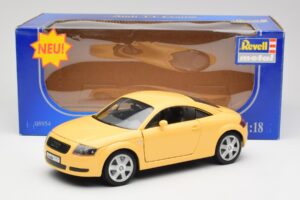 Audi TT 8N Galben Revell 1:18 08954-M1 Metal - imaginea 8 din 8