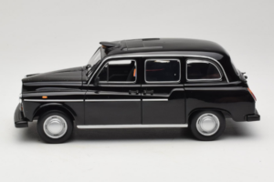 Austin FX4 London Taxi Negru Minichamps 1:18 180136000 Metal - imaginea 4 din 8