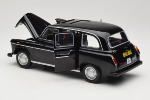 Austin FX4 London Taxi Negru Minichamps 1:18 180136000 Metal - imaginea 5 din 8
