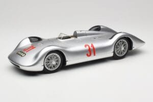 Auto Union Typ C Stromlinie #31 B. Rosemeyer 1937 Argintiu Revell 1:18 Auto Union Typ C Stromlinie #31 B. Rosemeyer 1937 Argintiu Revell 1:18 08436 Metal