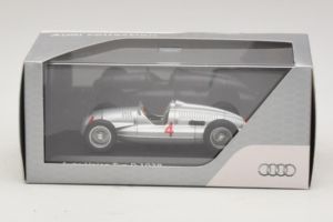 Auto Union Typ D #4 Argintiu Minichamps 1:43 5030900703 Metal - imaginea 4 din 4