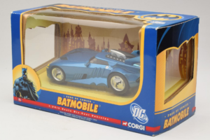 Batmobile DC Comics Corgi 1:24 77511 Metal - imaginea 3 din 3