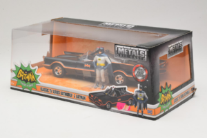 Batmobile Cu Figurina Batman Metals Diecast 1:24 98259 Metal - imaginea 3 din 3