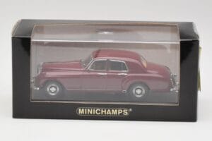Bentley S1 Continental Flying Spur Vișiniu Minichamps 1:43 436139550 Metal - imaginea 4 din 4