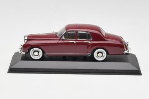 Bentley S1 Continental Flying Spur Crem Minichamps 1:43 436139551 Metal