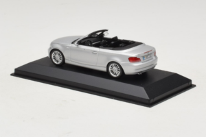 BMW 1-Series E88 Cabriolet Titan Silver Minichamps 1:43 80420427037-R1 Metal - imaginea 3 din 5