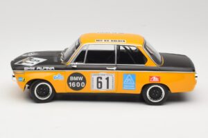 BMW 1600-2 BMW Alpina #61 R. Herzog / N. Lauda DNF 6 Hours Nurburgring 1970 Minichamps 1:18 155702661 Metal - imaginea 3 din 6