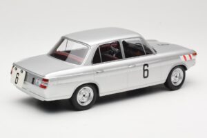 BMW 1800 TiSA #6 J. Munaron / K. Eppelein 24 Hours of Spa 1965 Minichamps 1:18 155652906 Metal - imaginea 2 din 6