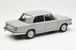 BMW 1800 TiSA Bernina Gri AUTOart 1:18 70621 Metal - imaginea 3 din 8