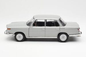 BMW 1800 TiSA Bernina Gri AUTOart 1:18 70621 Metal - imaginea 4 din 8