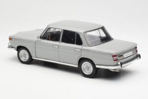 BMW 1800 TiSA Bernina Gri AUTOart 1:18 70621 Metal - imaginea 7 din 8