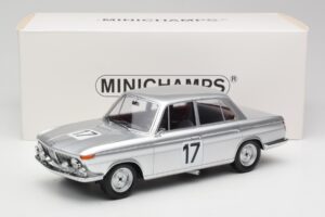 BMW 2000 Ti #17 J. Ickx / H. Hahne 24 Hours of Spa 1966 Winners Minichamps 1:18 107662517 Rășină - imaginea 6 din 6