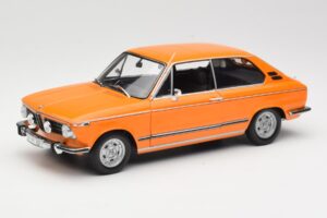 BMW 2000 Tii Touring Portocaliu Minichamps 1:18 80430145824 Metal