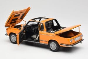 BMW 2002 E10 Cabriolet Colorado Portocaliu AUTOart 1:18 80430300713 Metal - imaginea 5 din 8