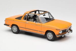 BMW 2002 E10 Cabriolet Colorado Portocaliu AUTOart 1:18 80430300713 Metal - imaginea 6 din 8