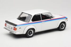 BMW 2002 E10 Turbo Alb MCG 1:18 MCG18408-R Metal - imaginea 2 din 6