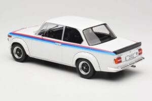 BMW 2002 E10 Turbo Alb MCG 1:18 MCG18408-R Metal - imaginea 5 din 6