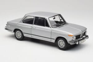BMW 2002 Tii Polaris Argintiu AUTOart 1:18 80430146517 Metal - imaginea 6 din 8