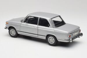 BMW 2002 Tii Polaris Argintiu AUTOart 1:18 80430146517 Metal - imaginea 7 din 8