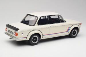 BMW 2002 Turbo E10 Chamonix Alb Otto 1:12 G077 Rășină - imaginea 2 din 5