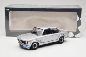 BMW 2002 Turbo E10 Argintiu Minichamps 1:18 155026201 Metal - imaginea 6 din 6
