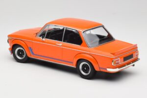 BMW 2002 Turbo Portocaliu Minichamps 1:18 155026202 Metal - imaginea 5 din 6